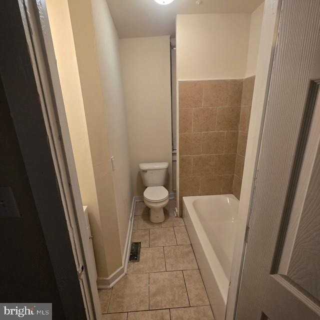 4904 N Smedley St - Photo 4 of 7