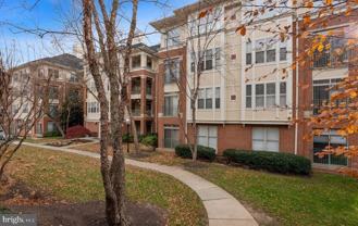 1860 Stratford Park Pl #201 - Photo 1 of 1