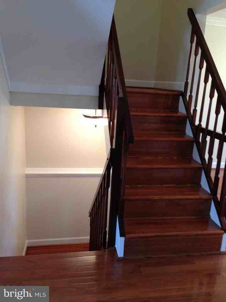2126 Glenn Spring Ct - Photo 7 of 19