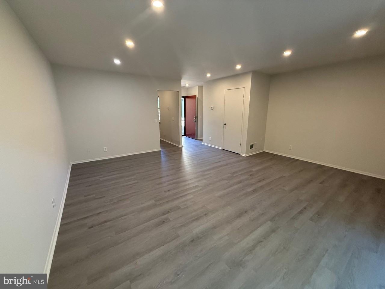 2562 Glengyle Dr #161 - Photo 2 of 11