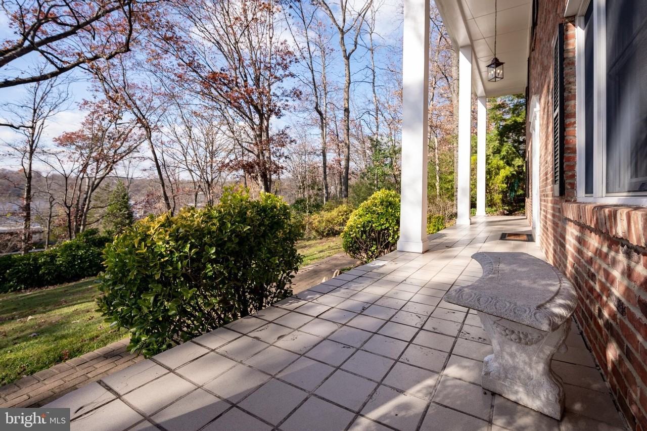 3606 Pinetree Ter - Photo 5 of 50