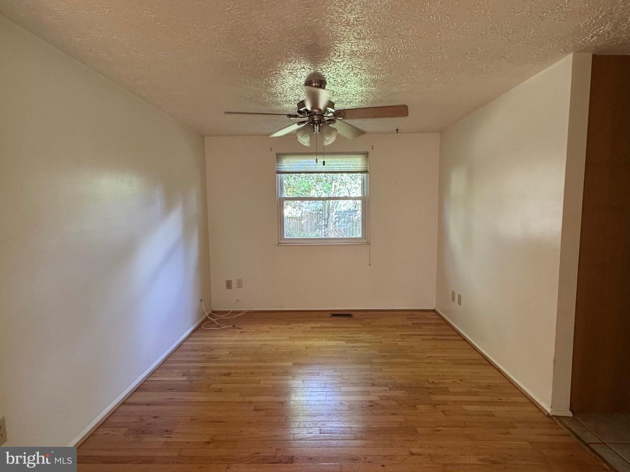 12827 Framingham Ct - Photo 4 of 16