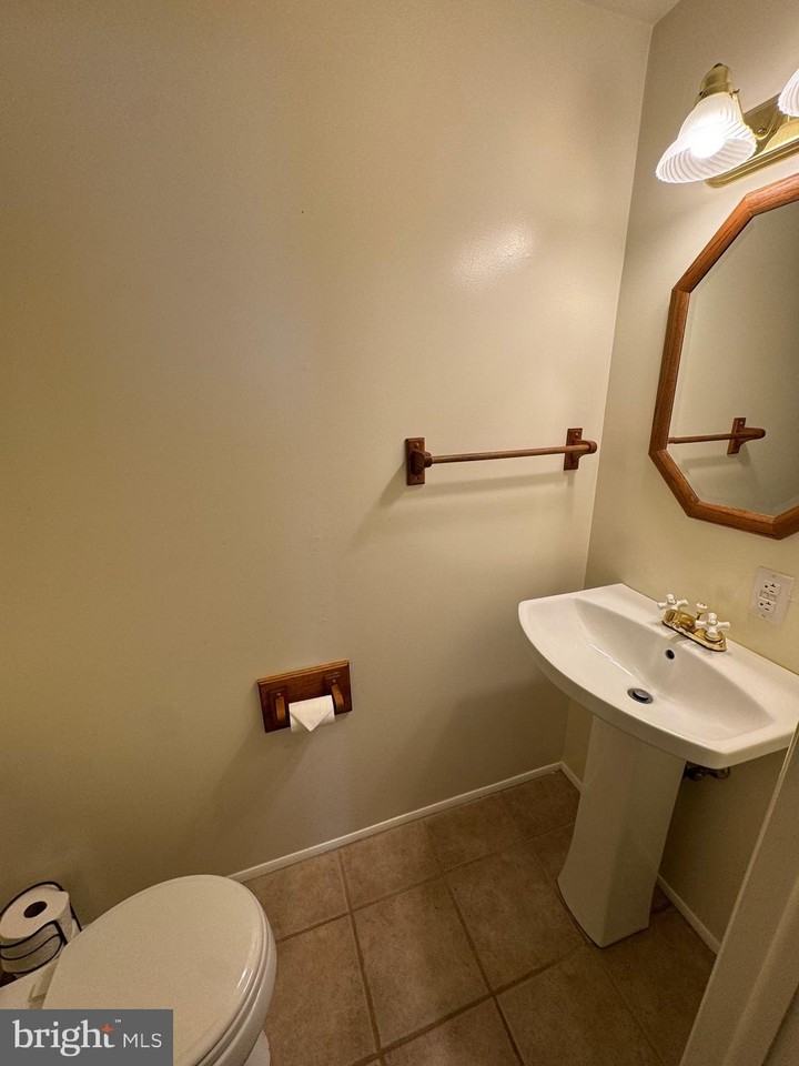 12827 Framingham Ct - Photo 7 of 16
