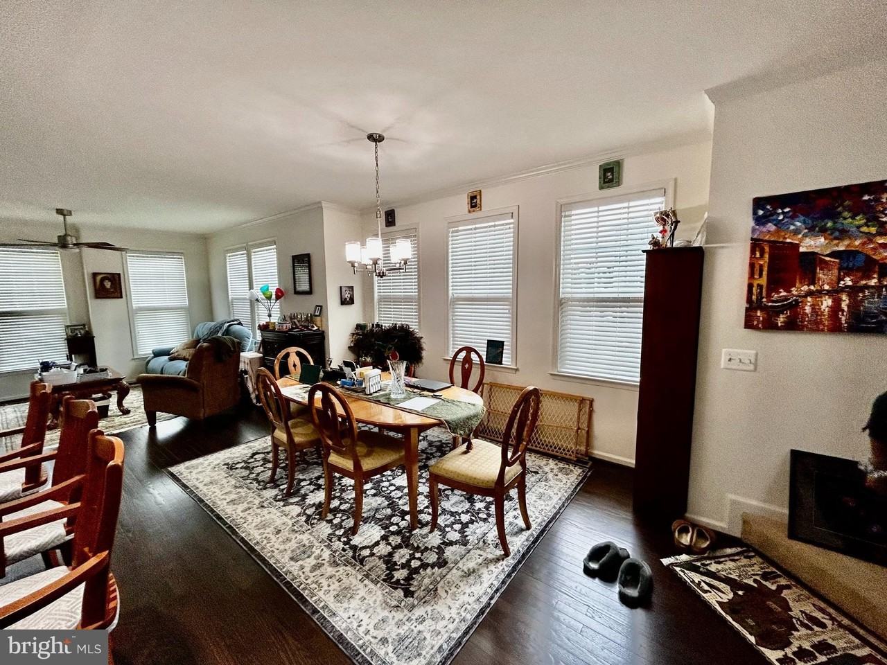 43453 Rickenbacker Sq - Photo 6 of 30