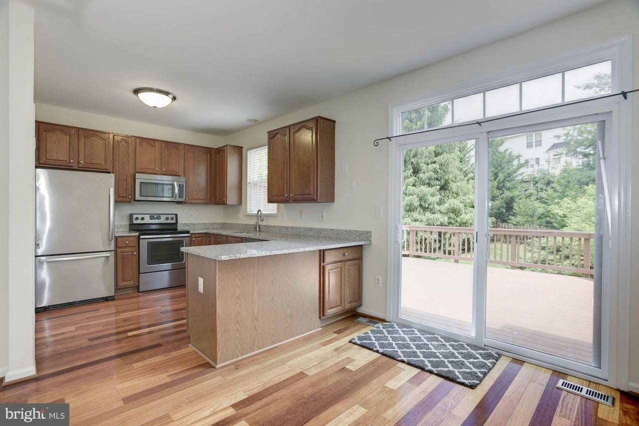 21588 Bankbarn Ter - Photo 6 of 26