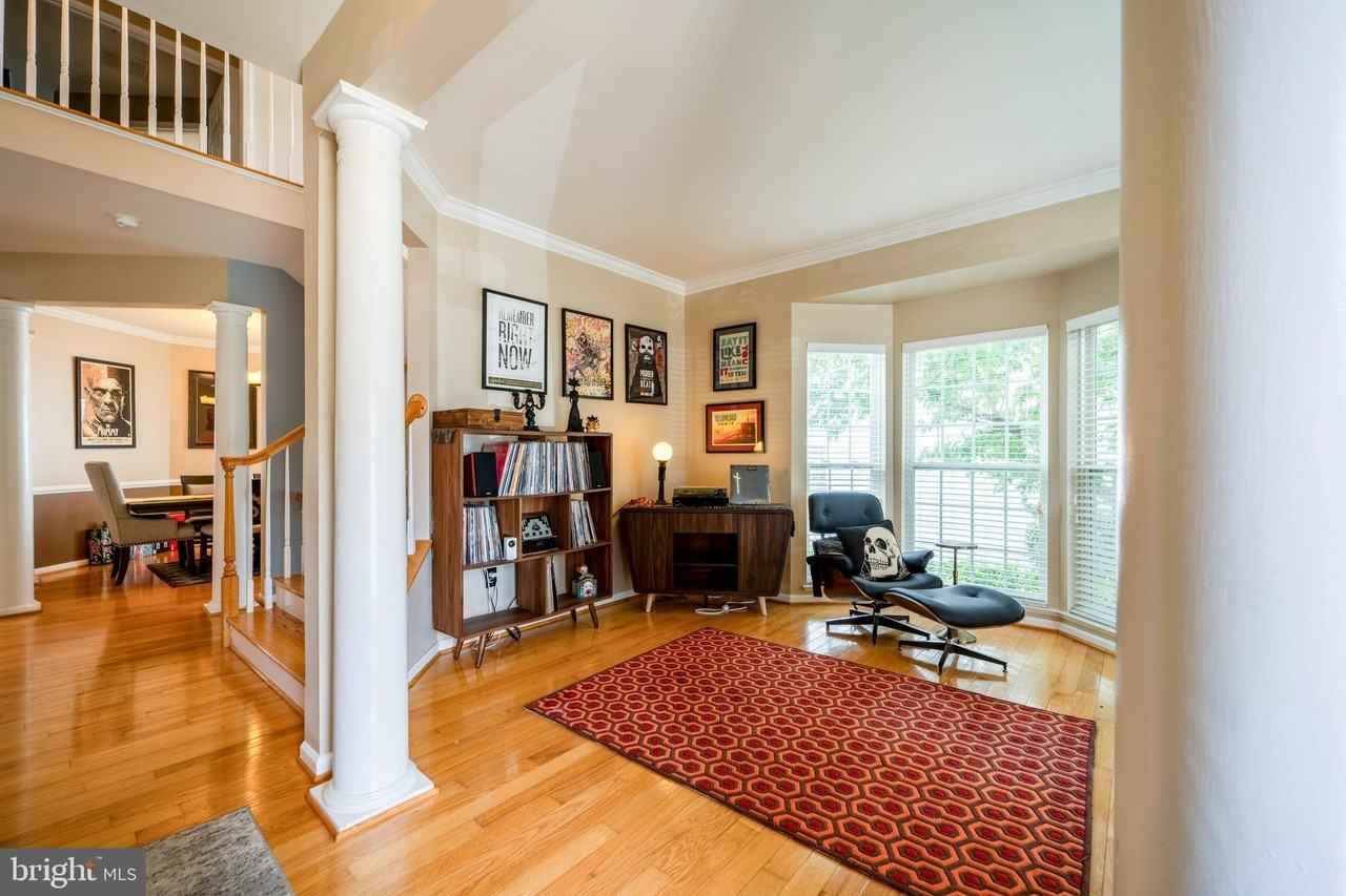 18081 Camdenhurst Dr - Photo 7 of 50
