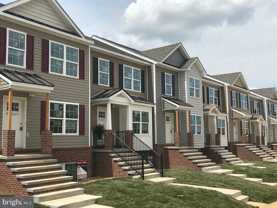 31 Moses Dr - Photo 1 of 1