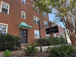featured image of 1310 Glade St #28