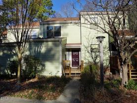 206 Cedarwood Ln - Photo 1 of 1