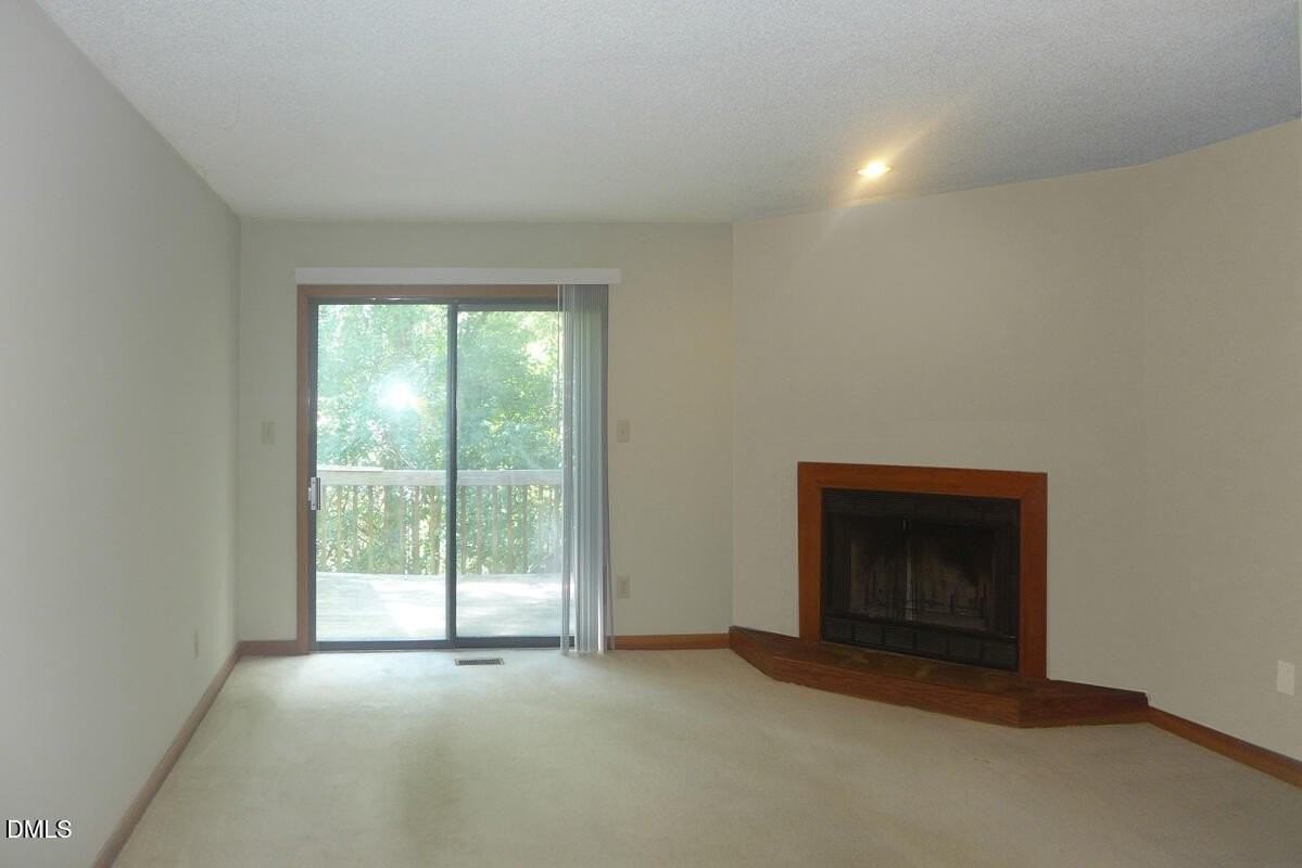 206 Cedarwood Ln - Photo 2 of 12