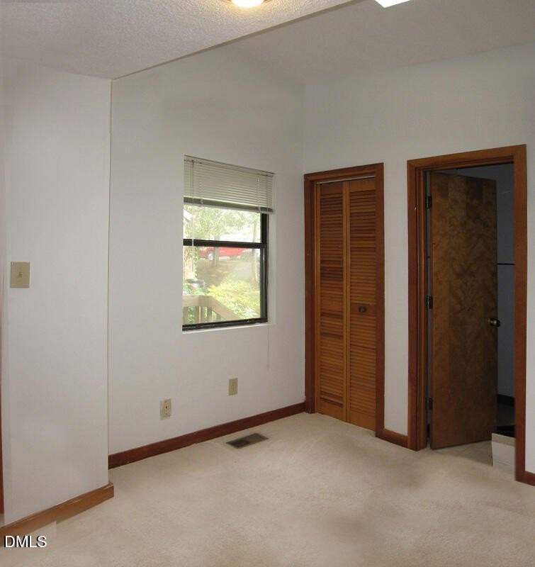 206 Cedarwood Ln - Photo 6 of 12