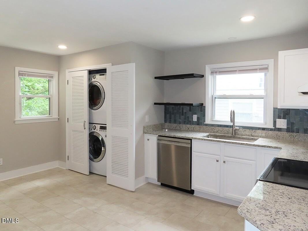 1215 Kent St - Photo 4 of 14