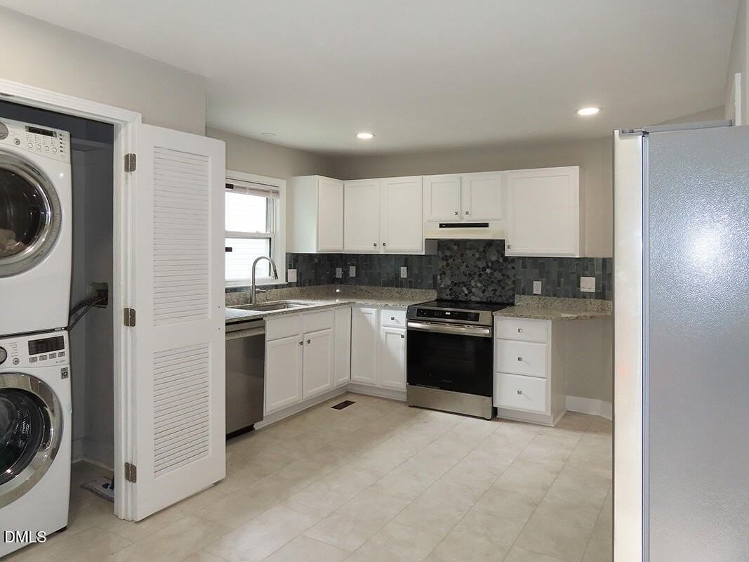 1215 Kent St - Photo 5 of 14