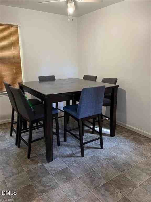 1242 Woodbriar Ave - Photo 2 of 6