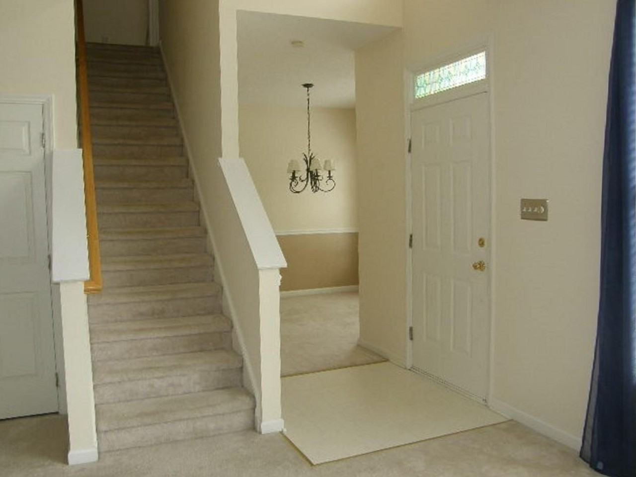 207 Cove Creek Dr - Photo 2 of 21