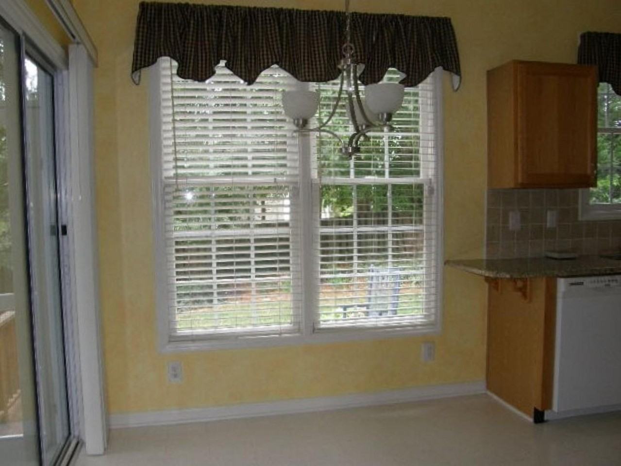 207 Cove Creek Dr - Photo 6 of 21