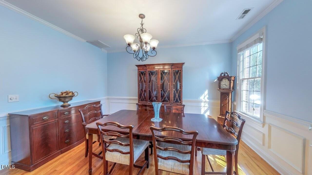 401 Waverly Hills Dr - Photo 3 of 34