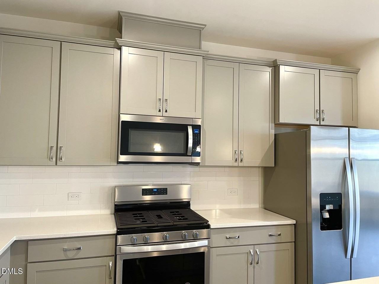 1616 Brussels Dr - Photo 3 of 29