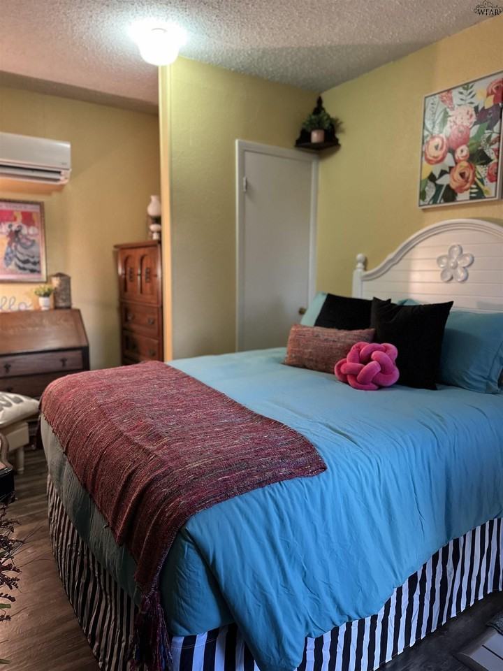 303 Morningside Dr #REAR - Photo 3 of 10