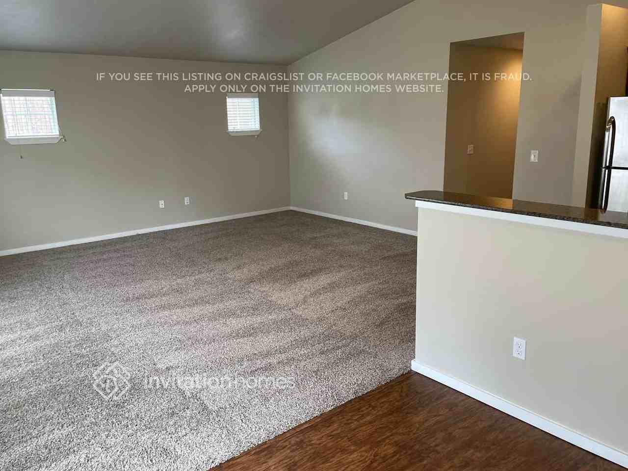 7411 19th Pl Se - Photo 3 of 15