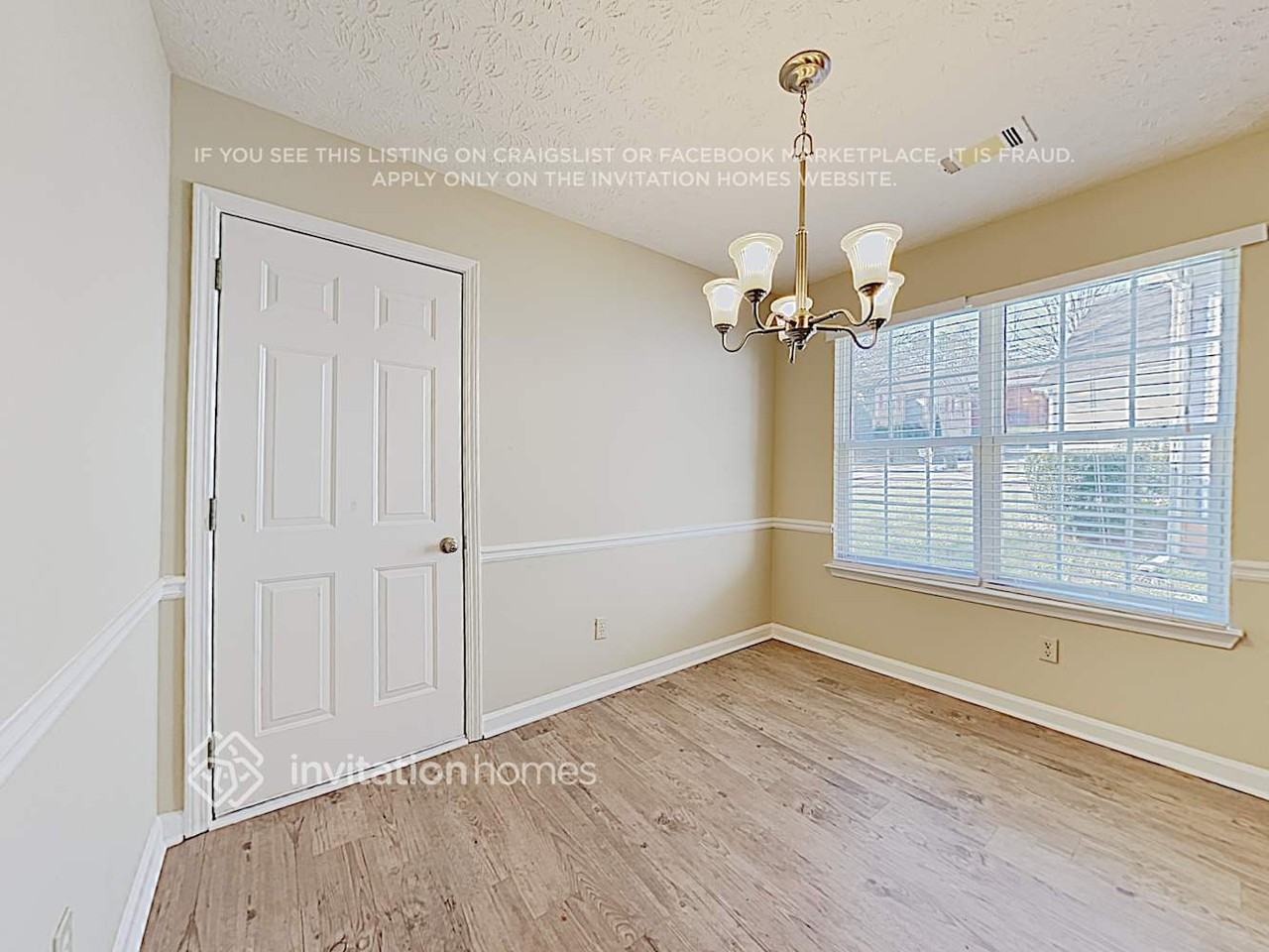 4076 Shoreside Cir - Photo 6 of 15