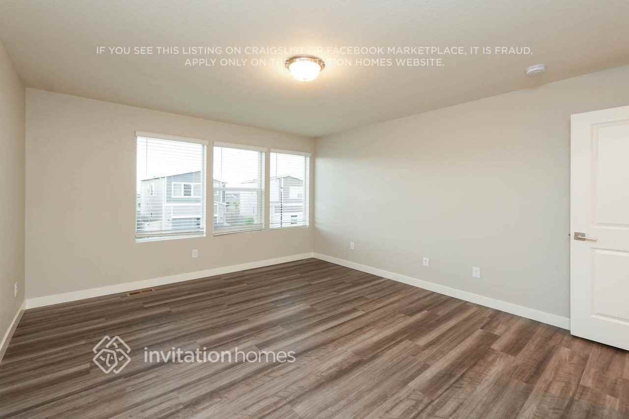 11147 House Finch Ln - Photo 7 of 14