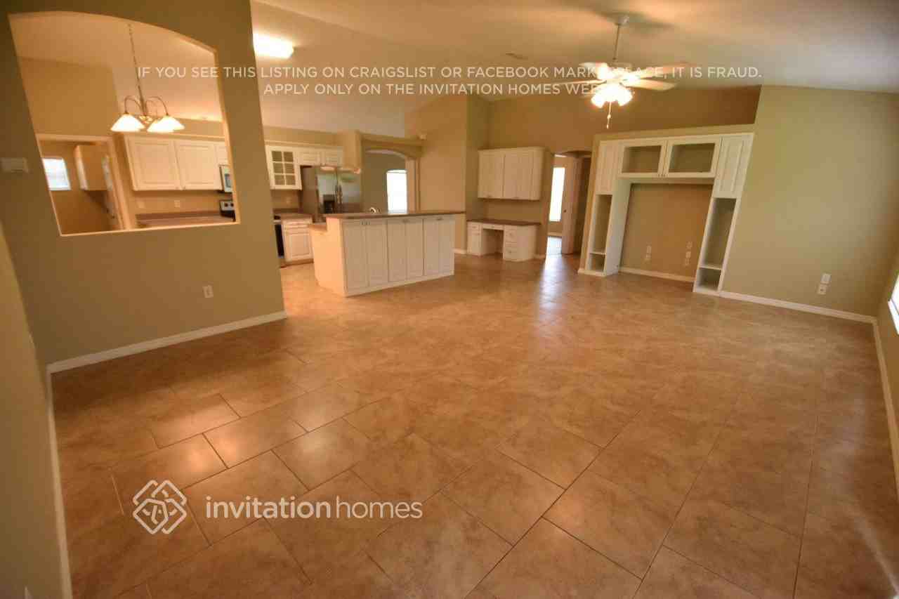 5387 Hader Rd - Photo 3 of 9