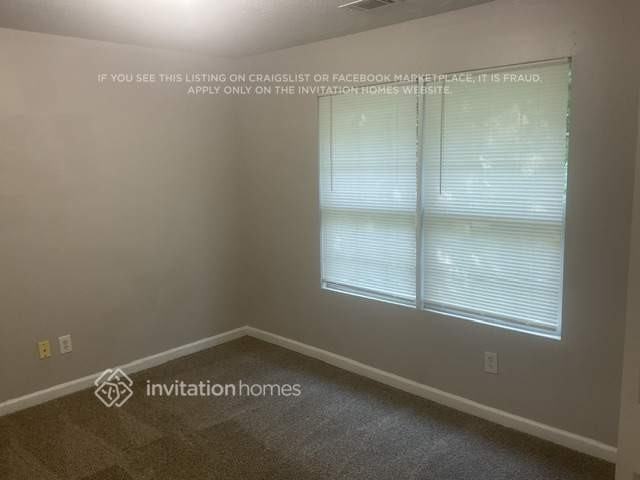 55 Carver Dr - Photo 6 of 11