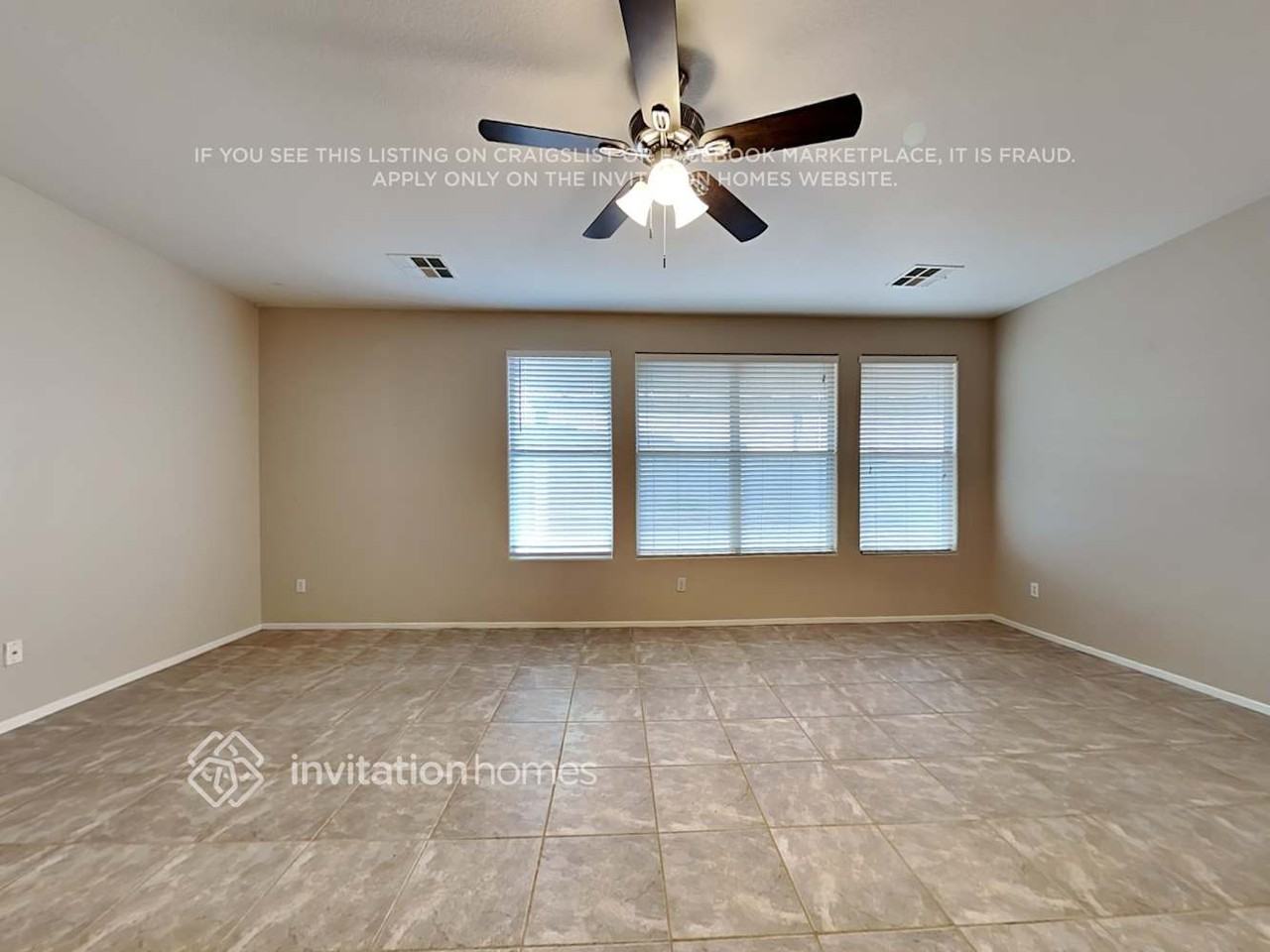 255 Palmarosa St - Photo 4 of 21