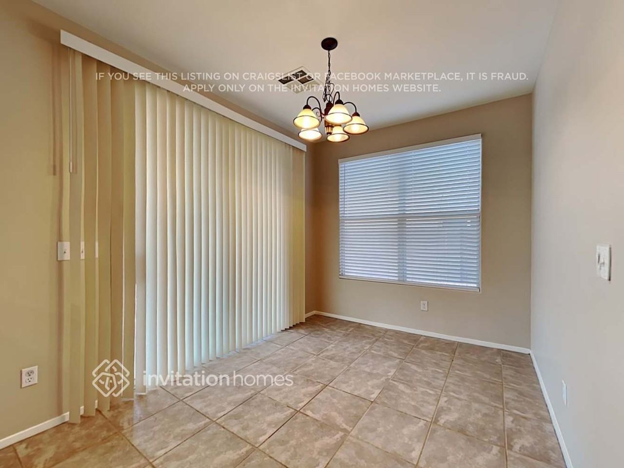 255 Palmarosa St - Photo 7 of 21