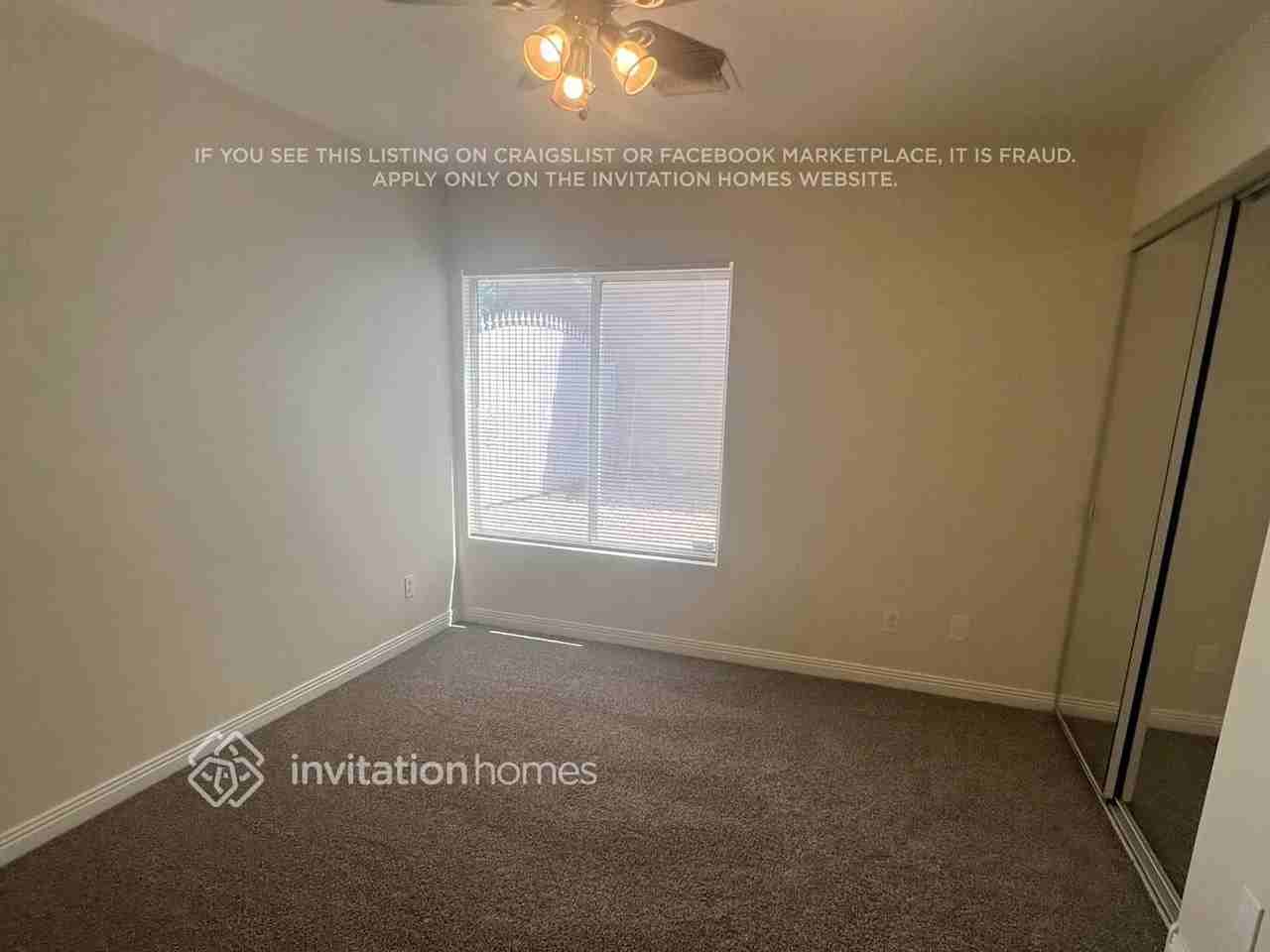 280 Plaza Carmelina Ct - Photo 6 of 15