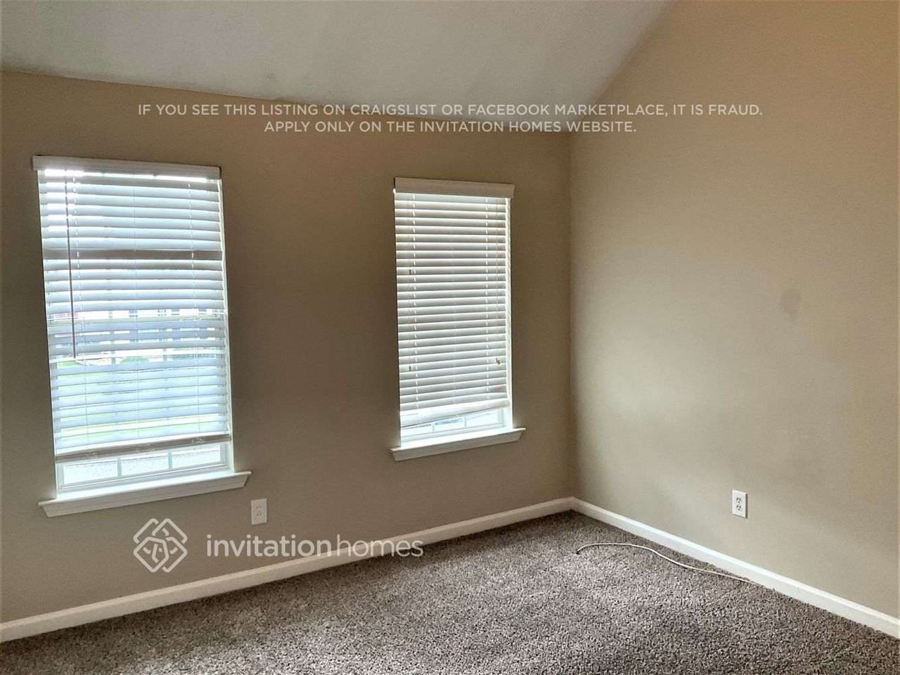 1550 Callaway Loop - Photo 3 of 7