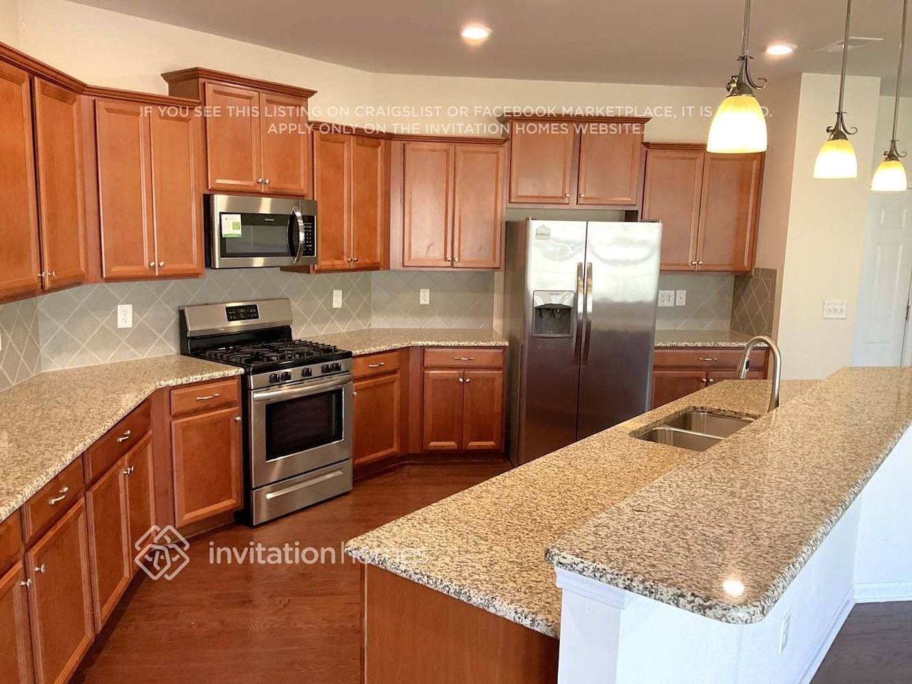 141 Lassen Ln - Photo 7 of 35