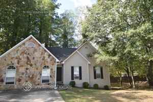 featured image of 4032 Sharon Woods Dr