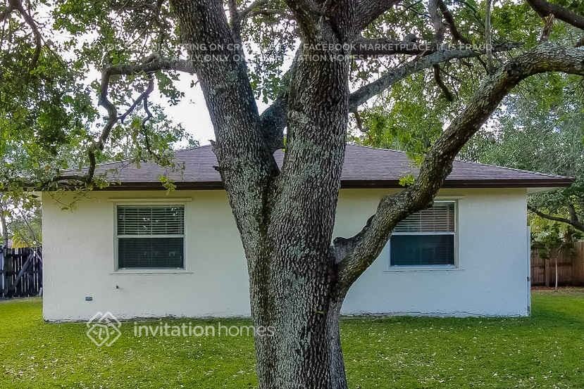 7645 Nw 32nd Pl - Photo 5 of 11