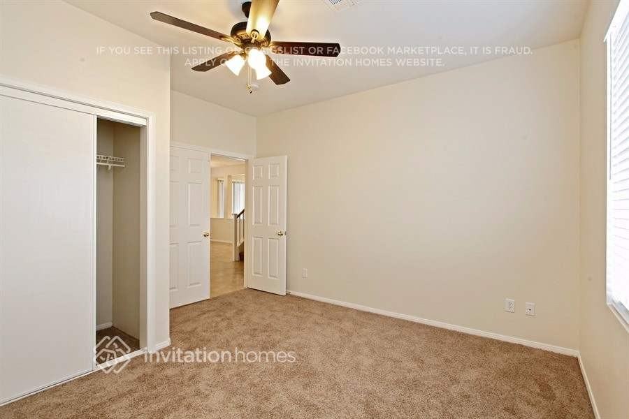 2515 Wellworth Ave - Photo 3 of 11