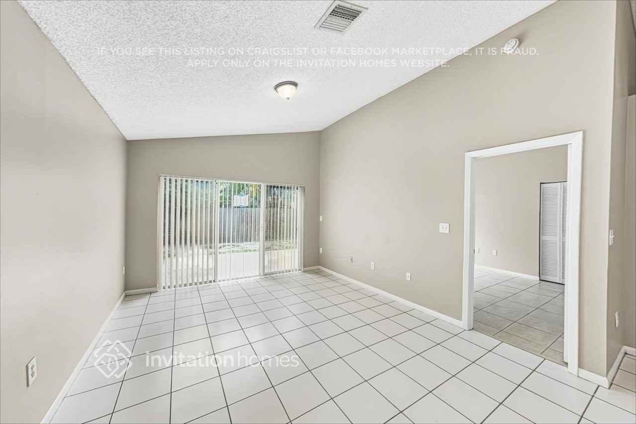 22315 Sw 100th Ave - Photo 3 of 18