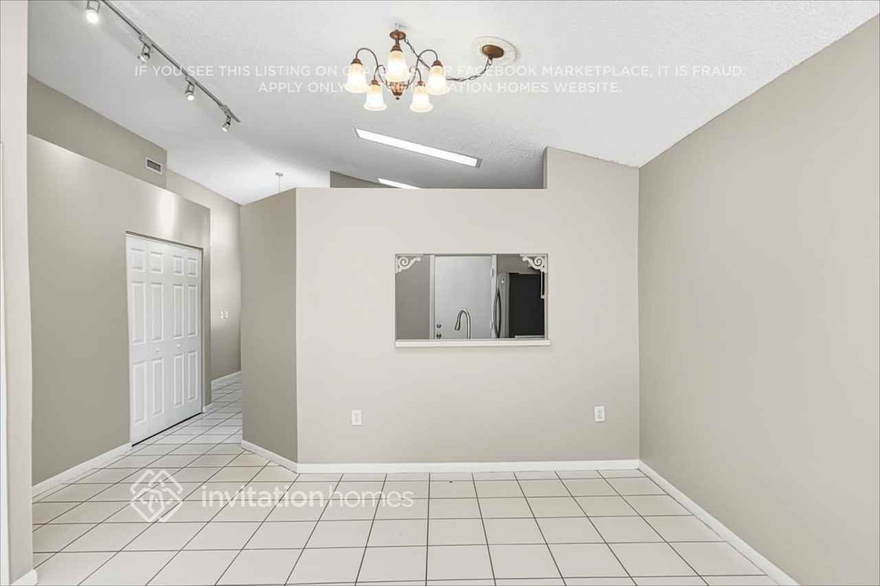 22315 Sw 100th Ave - Photo 4 of 18