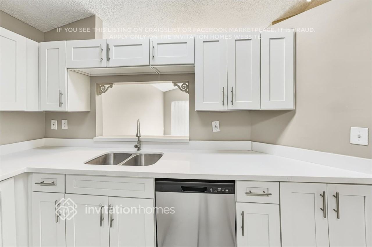 22315 Sw 100th Ave - Photo 6 of 18