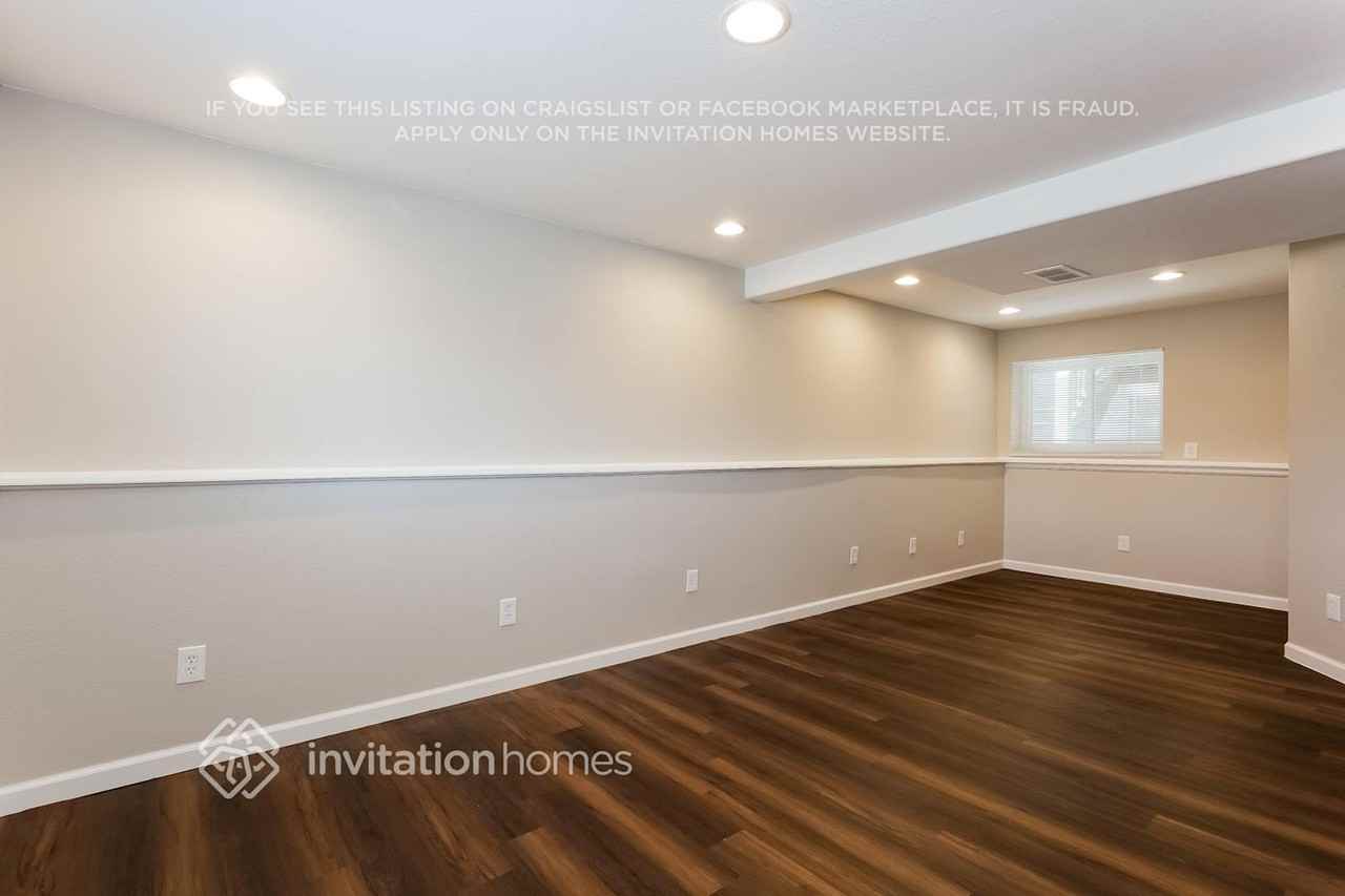 9073 Dudley St - Photo 6 of 15