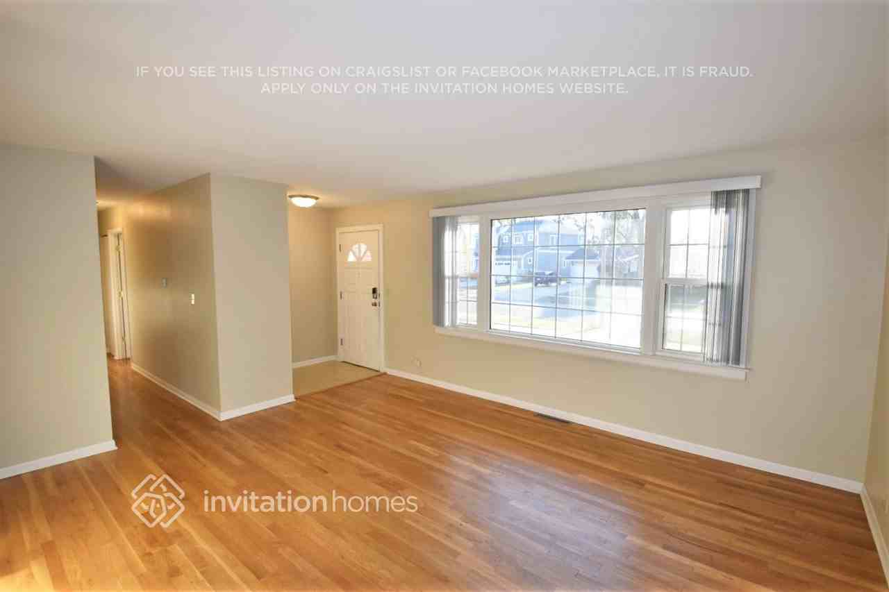 1513 N Ridge Ave - Photo 3 of 19