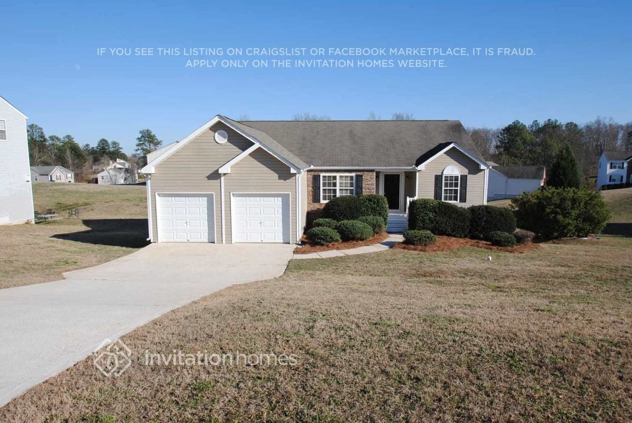 160 Grandview Cir - Photo 2 of 5