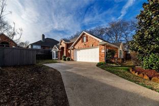5016 Enclave Ct - Photo 1 of 1