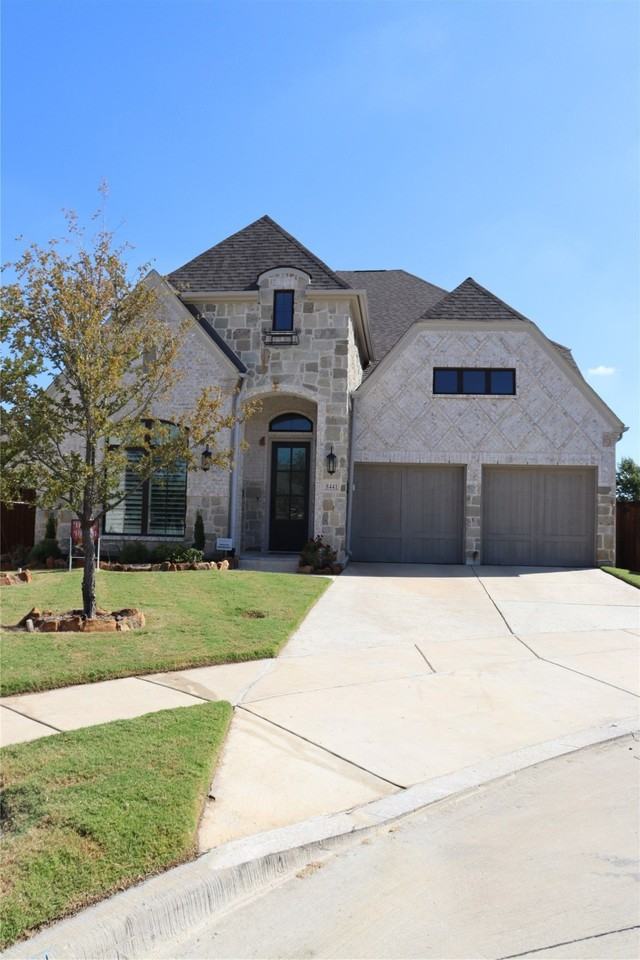 8441 Wembley - Photo 3 of 23
