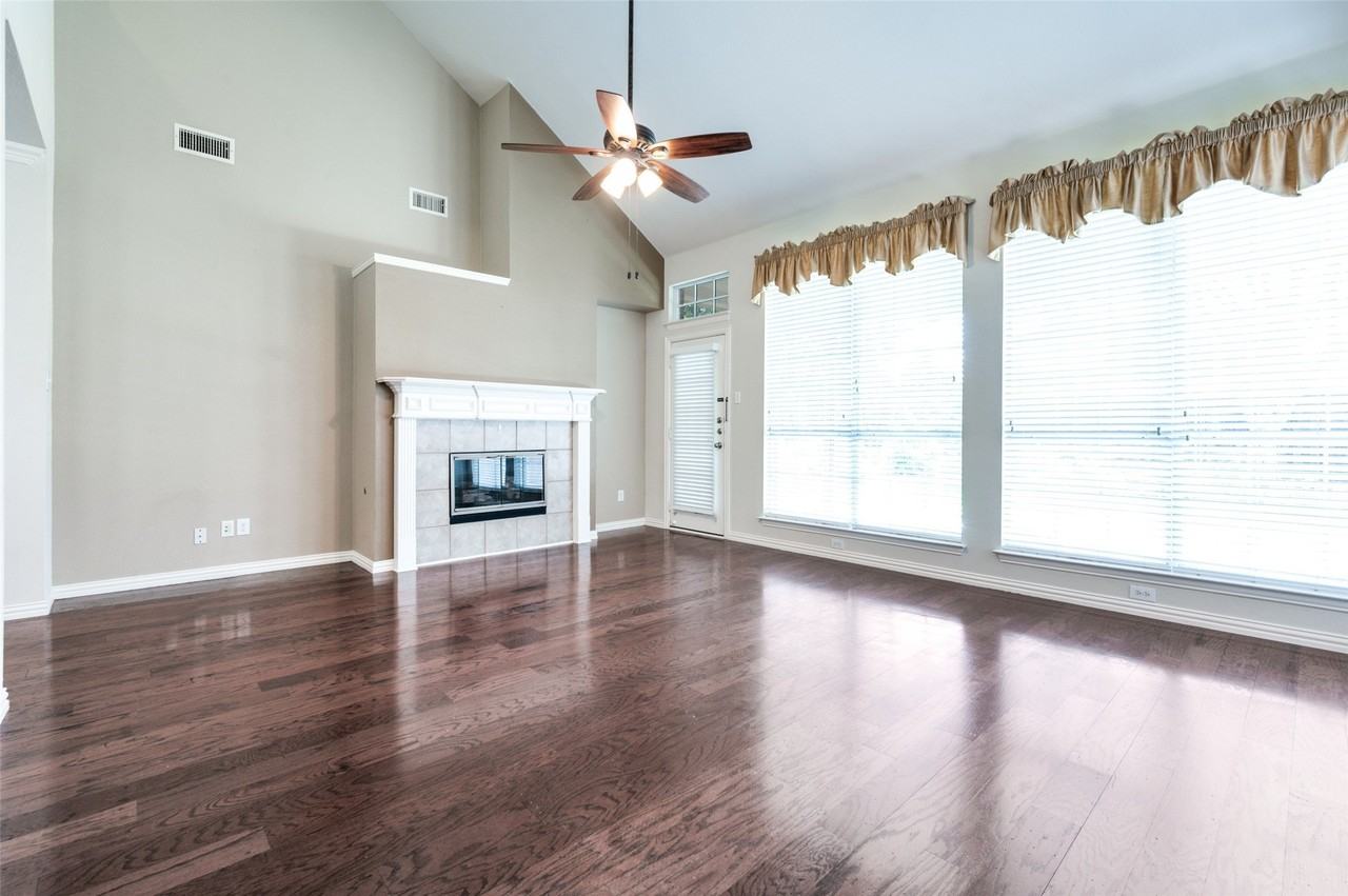 4525 Sandra Lynn Dr - Photo 6 of 37