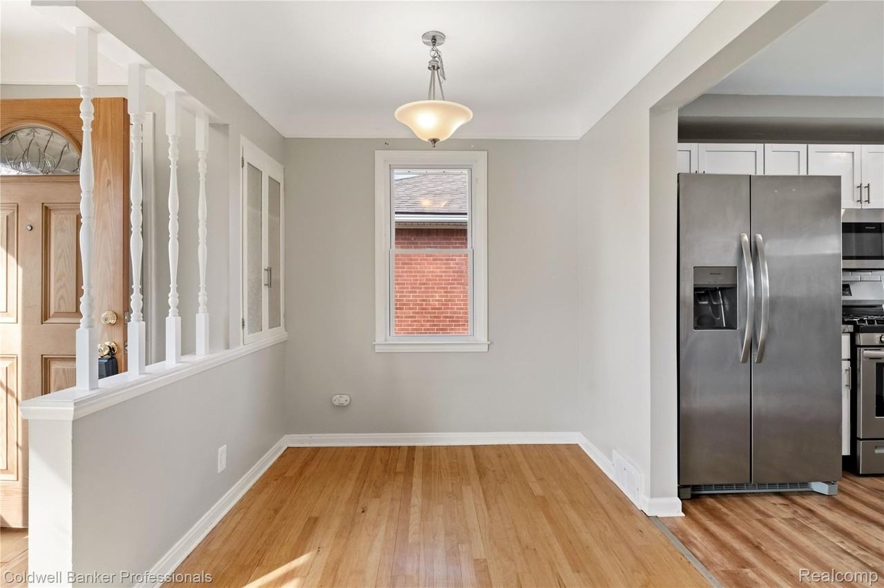 22617 Oconnor St - Photo 4 of 27