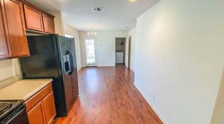 915 Alamo Plaza Dr - Photo 3 of 13