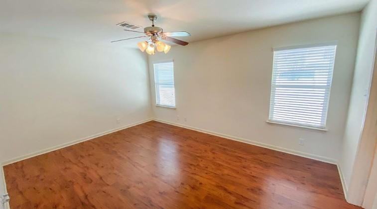 915 Alamo Plaza Dr - Photo 6 of 13