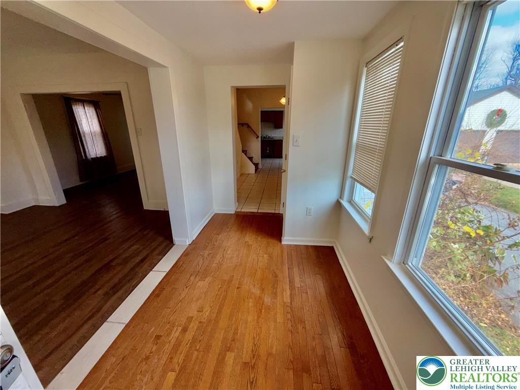 2955 Middletown Rd - Photo 3 of 20