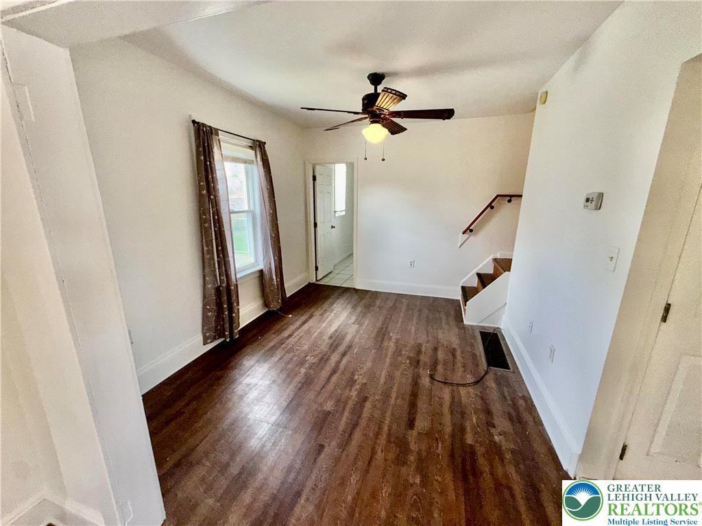 2955 Middletown Rd - Photo 4 of 20